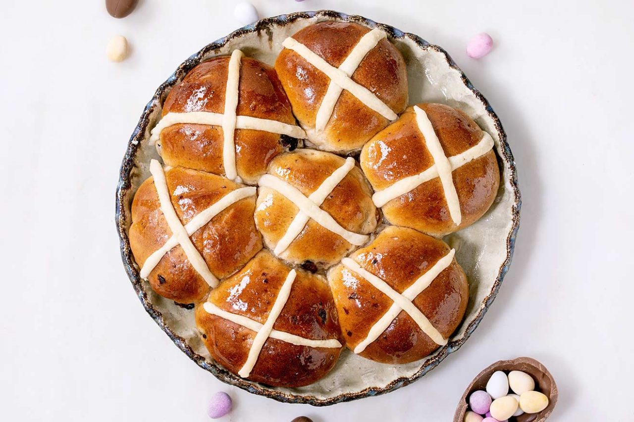 hot cross buns