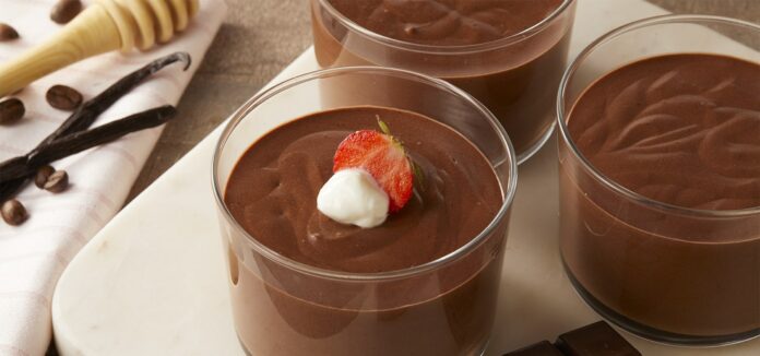 Mousse au chocolat-0482- HEADER-min